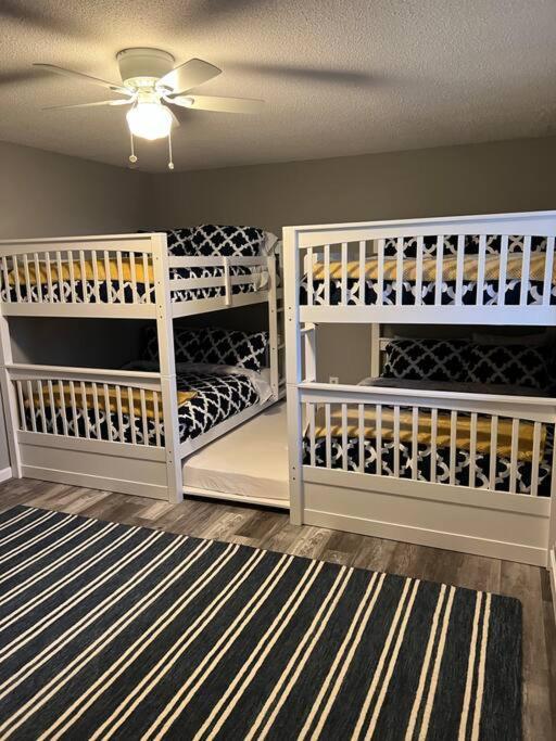 Pocono Paradise - 3 Bedroom 3 And Half Bathroom Townhouse Tannersville Bagian luar foto