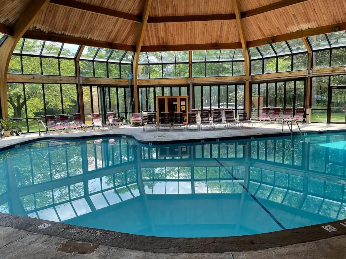 Pocono Paradise - 3 Bedroom 3 And Half Bathroom Townhouse Tannersville Bagian luar foto