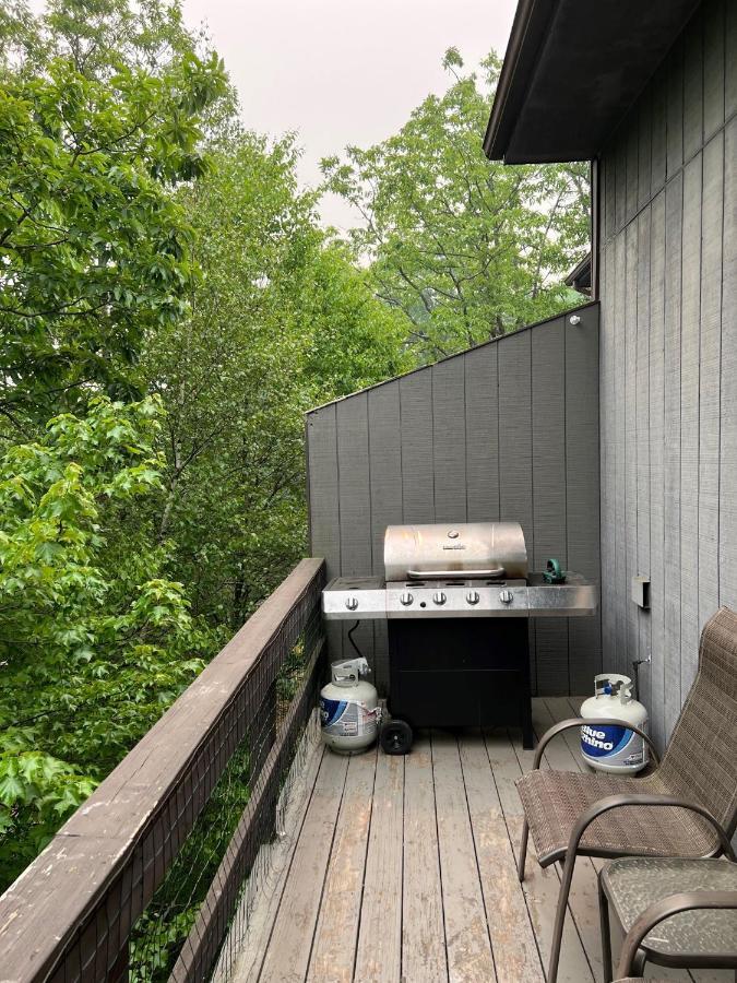 Pocono Paradise - 3 Bedroom 3 And Half Bathroom Townhouse Tannersville Bagian luar foto